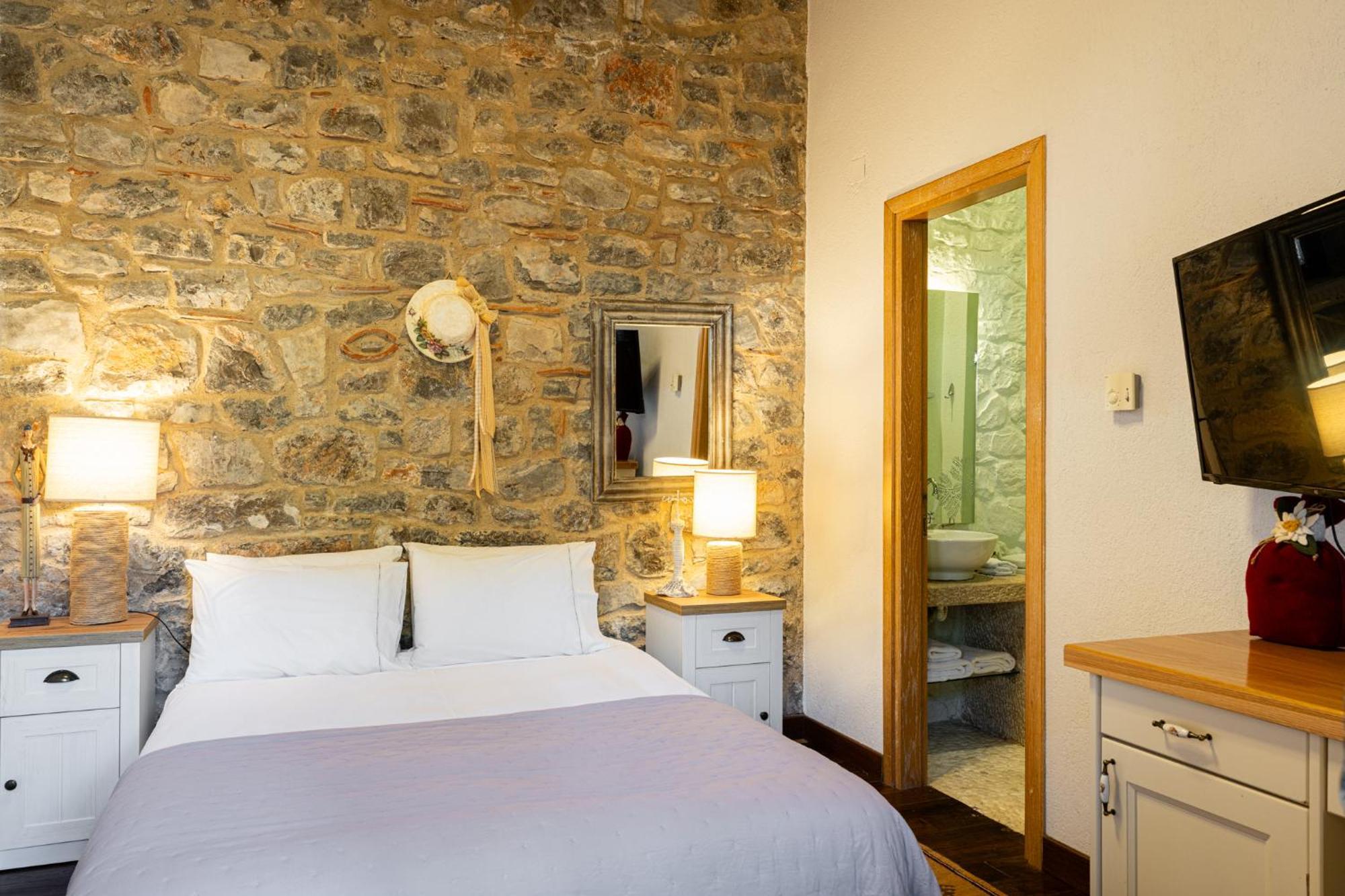 Argyriou Wine Tasting Guest House Полидросос Екстериор снимка